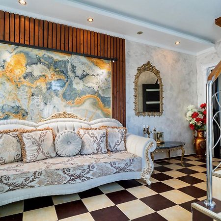 Luxurious Villa With Lush Garden And Huge Terrace Near Herastrau Park Bükreş Dış mekan fotoğraf