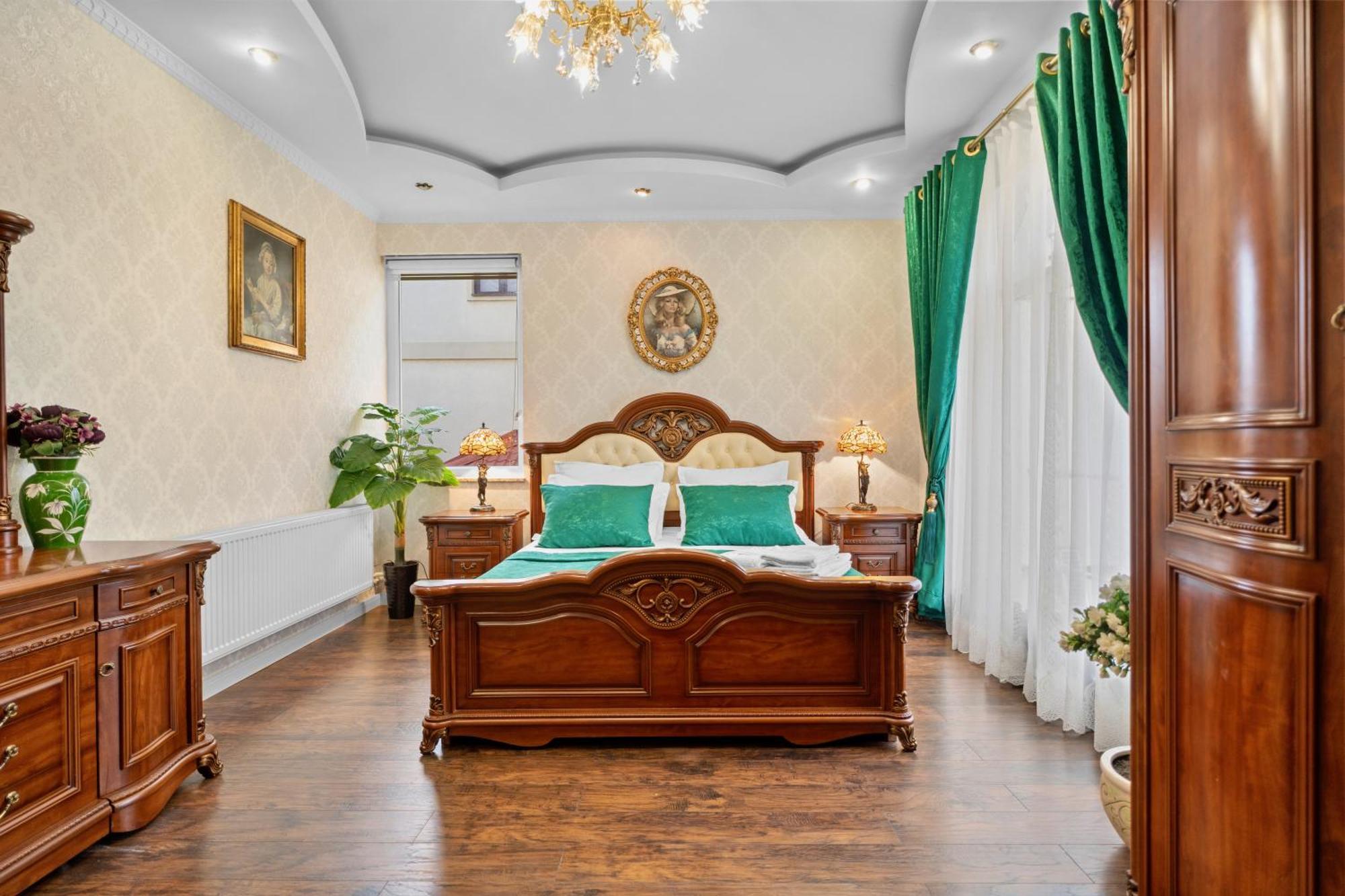 Luxurious Villa With Lush Garden And Huge Terrace Near Herastrau Park Bükreş Dış mekan fotoğraf