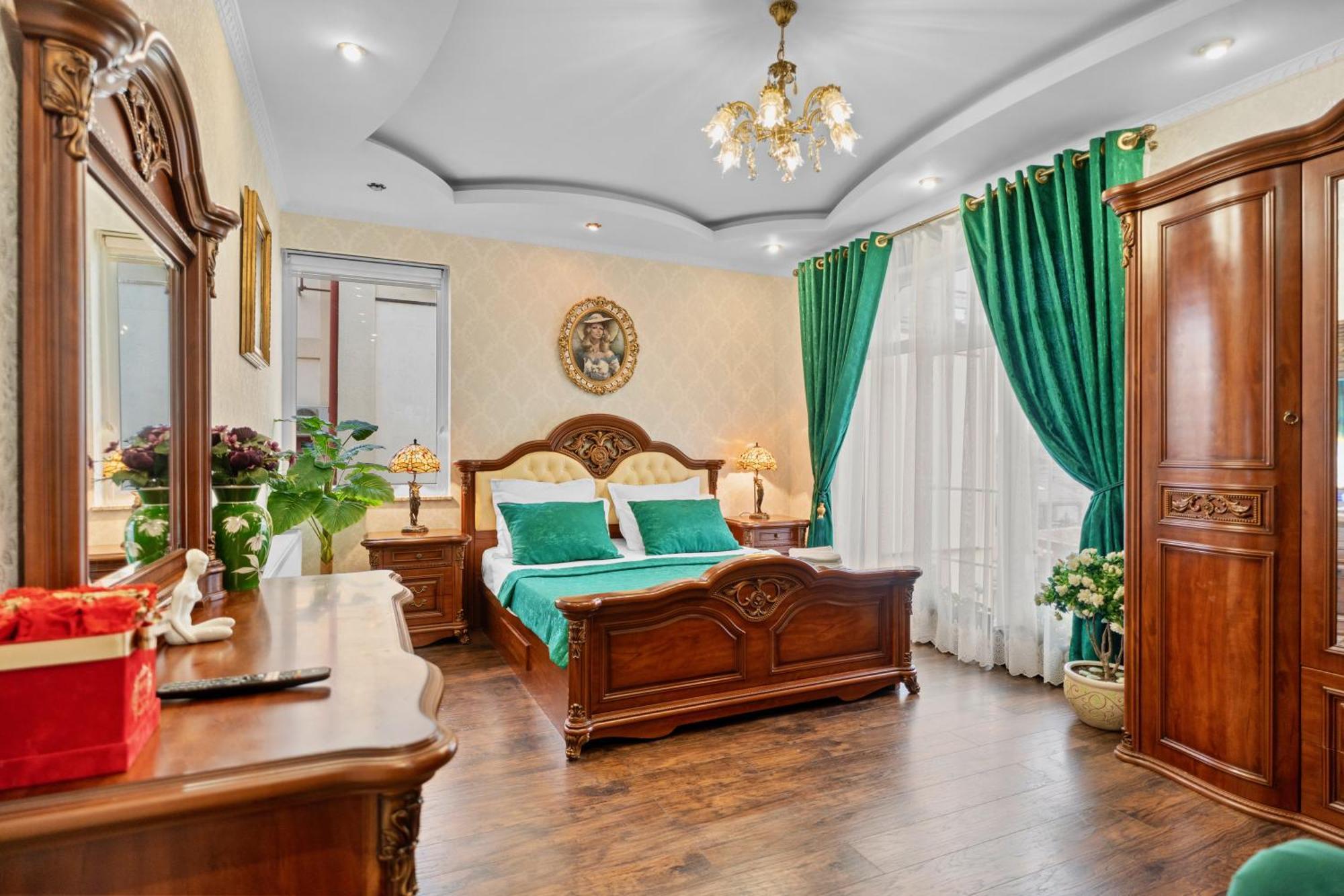 Luxurious Villa With Lush Garden And Huge Terrace Near Herastrau Park Bükreş Dış mekan fotoğraf