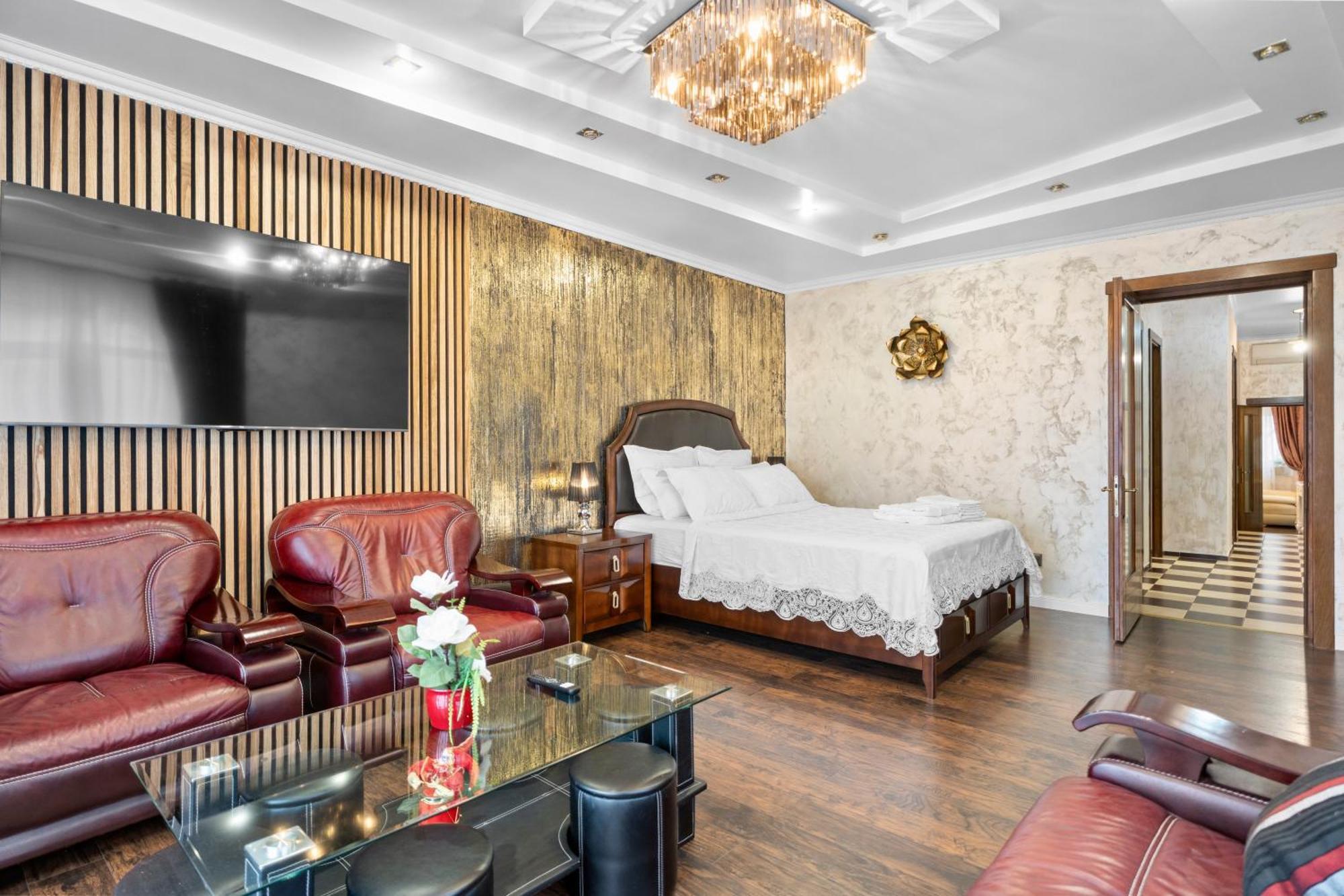 Luxurious Villa With Lush Garden And Huge Terrace Near Herastrau Park Bükreş Dış mekan fotoğraf